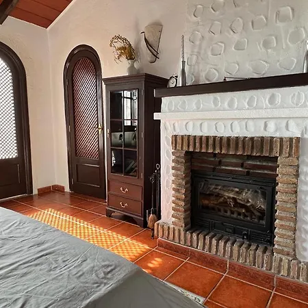 Mijaa Pueblo Paradise Anex Homestay Mijas
